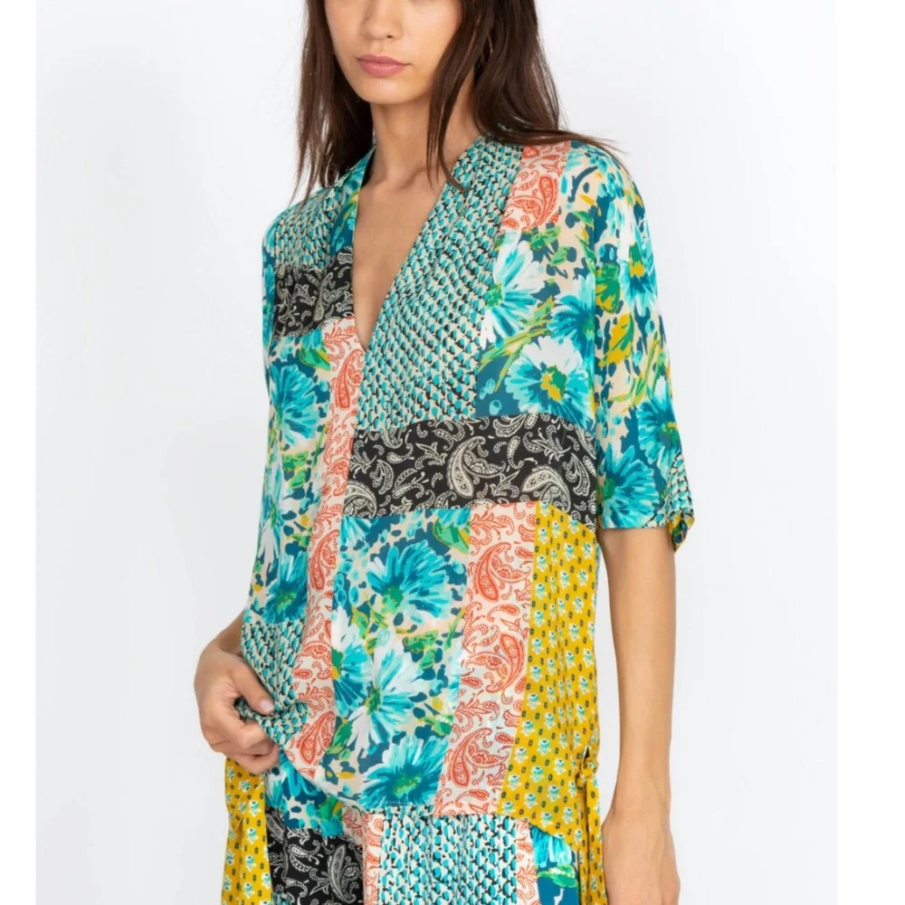 Johnny Was Paisley Ravenne V Neck Rayon Top Size Small Euc